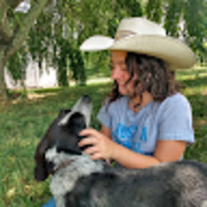 Meet your Posher, Cora